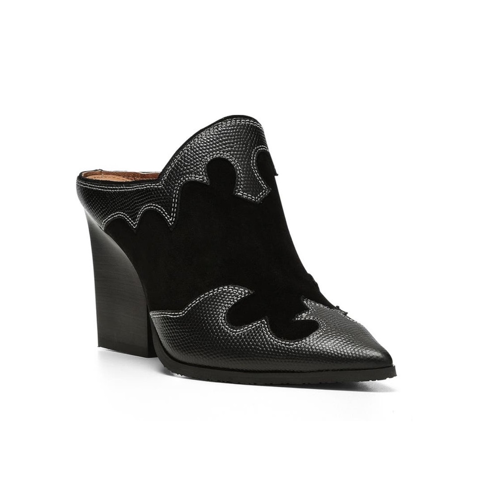 Pointed Toe Mule
